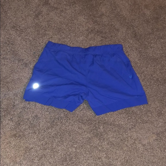 ivivva shorts - Picture 2 of 3